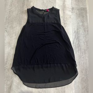 Excellent Preloved tunic Vince Camuto